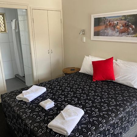 Citywalk Motor Inn Rockhampton Exteriör bild